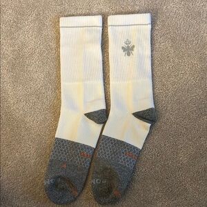 NWT Bombas Men's White and Gray Socks